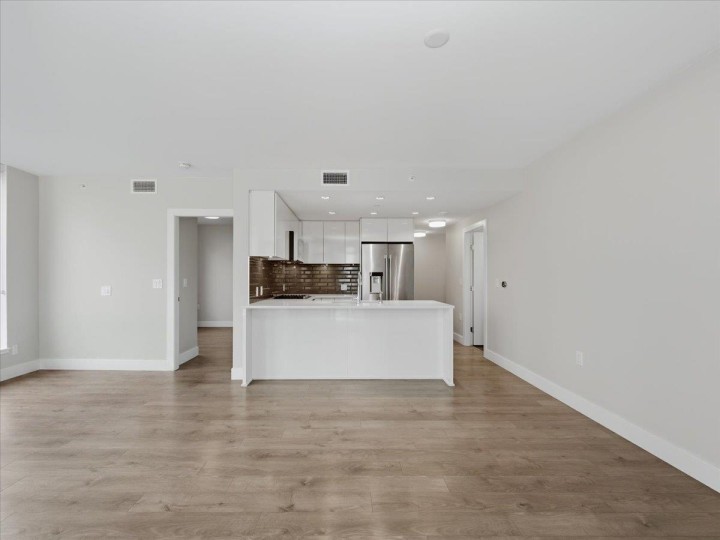 Photo 3 at 302 - 8533 River District Crossing, South Marine, Vancouver East