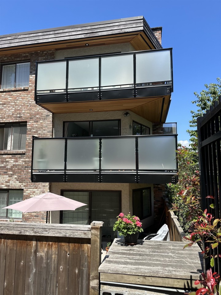 Photo 2 at 209 - 930 E 7th Avenue, Mount Pleasant VE, Vancouver East