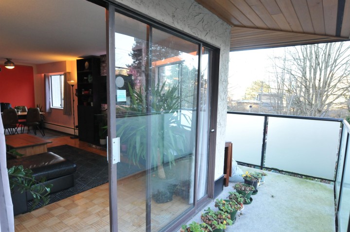 Photo 8 at 209 - 930 E 7th Avenue, Mount Pleasant VE, Vancouver East