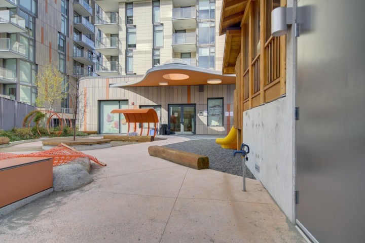 Photo 2 at 208 - 8188 Fraser Street, South Vancouver, Vancouver East