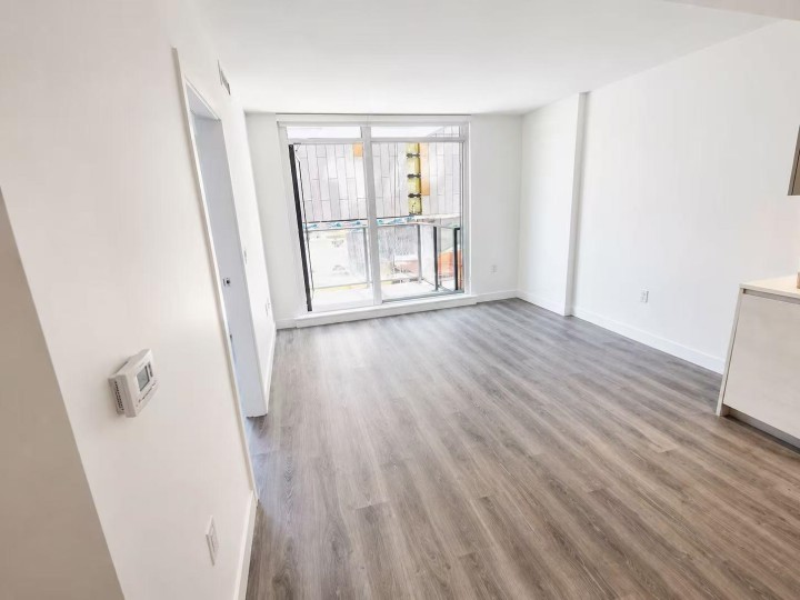 Photo 12 at 208 - 8188 Fraser Street, South Vancouver, Vancouver East