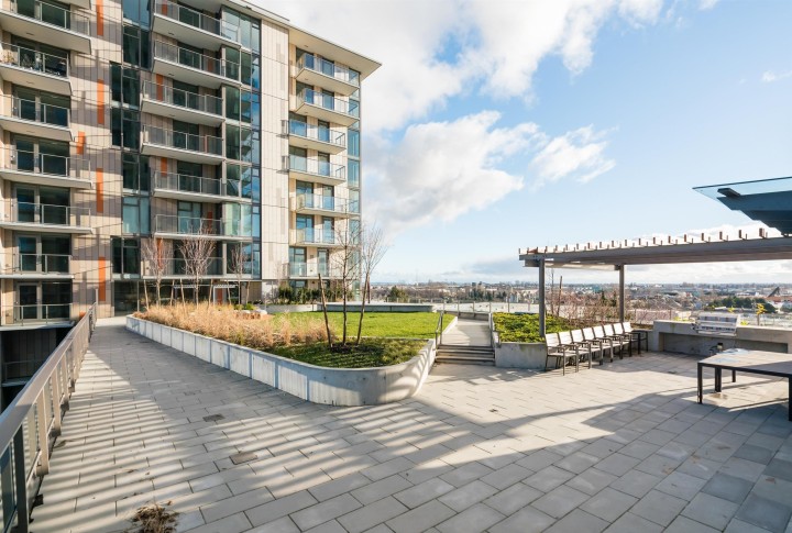 Photo 10 at 208 - 8188 Fraser Street, South Vancouver, Vancouver East