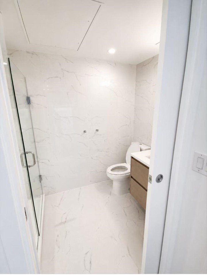 Photo 14 at 208 - 8188 Fraser Street, South Vancouver, Vancouver East