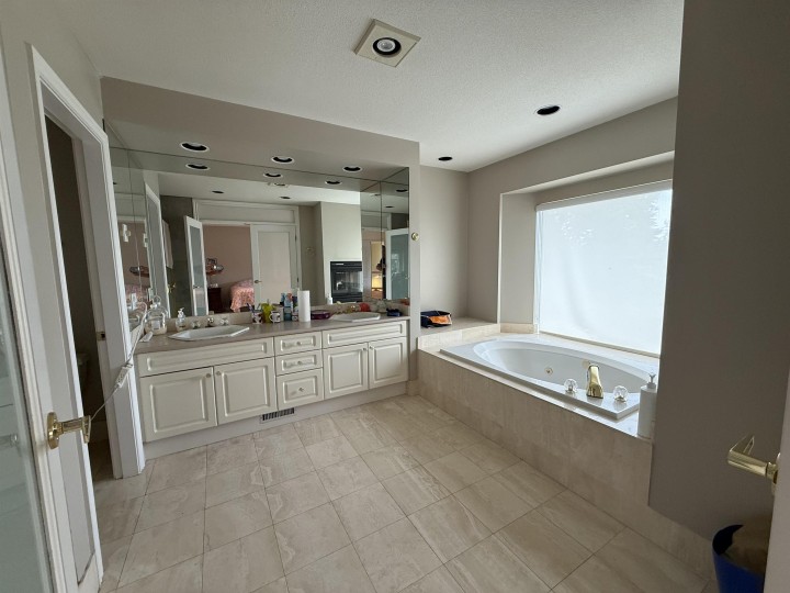 Photo 23 at 3938 Braemar Place, Braemar, North Vancouver