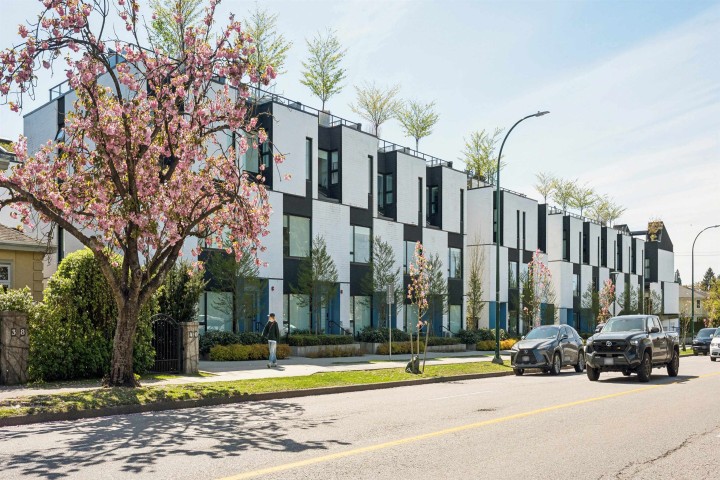 Photo 1 at 211 - 90 King Edward Avenue, Cambie, Vancouver West