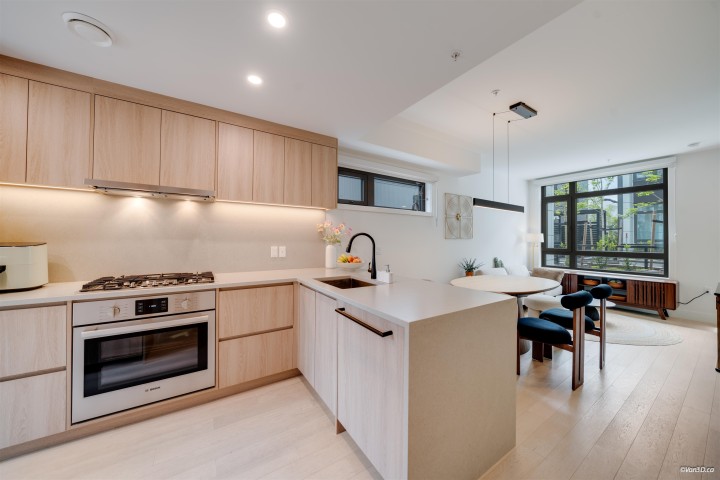 Photo 22 at 6292 Oak Street, Oakridge VW, Vancouver West