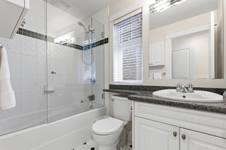Photo 29 at 4188 Balaclava Street, MacKenzie Heights, Vancouver West