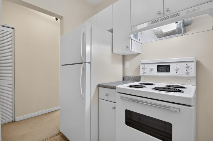Photo 8 at 118 - 1655 Nelson Street, West End VW, Vancouver West