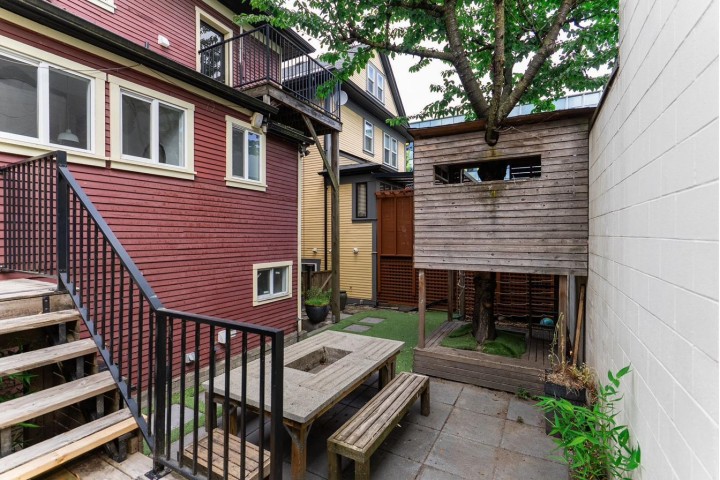Photo 17 at 2110 Alberta Street, False Creek, Vancouver West