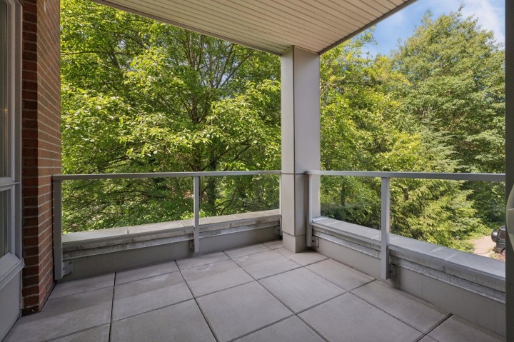 Photo 7 at 204 - 1621 Hamilton Avenue, Mosquito Creek, North Vancouver