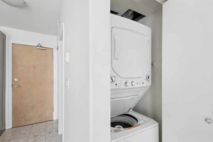 Photo 25 at 903 - 1328 W Pender Street, Coal Harbour, Vancouver West