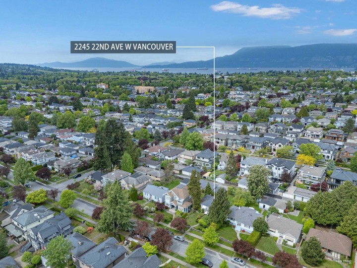 Photo 4 at 2245 W 22nd Avenue, Arbutus, Vancouver West