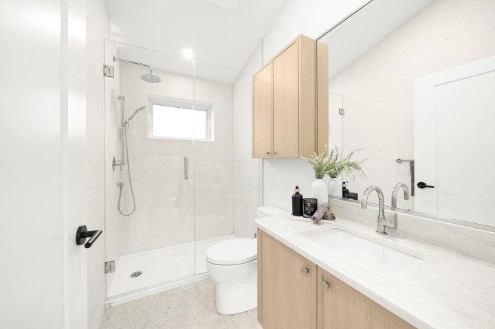 Photo 28 at 1095 E 14th Avenue, Mount Pleasant VE, Vancouver East