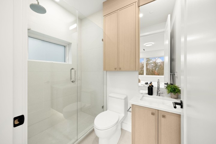 Photo 25 at 1095 E 14th Avenue, Mount Pleasant VE, Vancouver East
