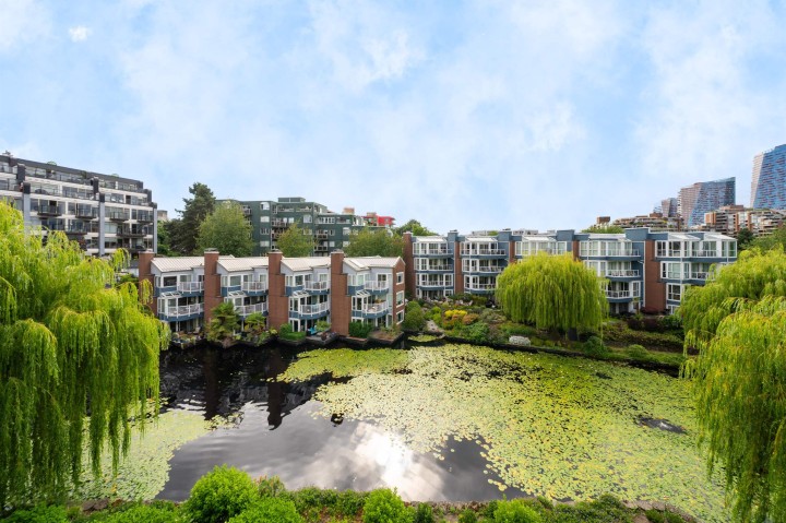 Photo 29 at 405 - 1502 Island Park Walk, False Creek, Vancouver West