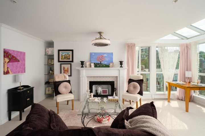 Photo 4 at 405 - 1502 Island Park Walk, False Creek, Vancouver West