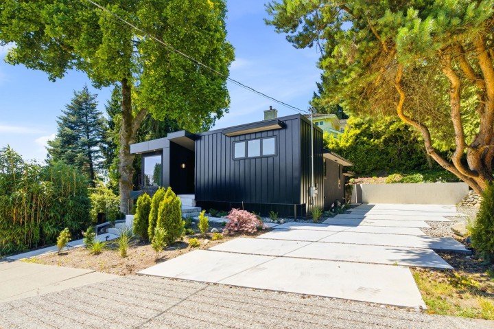 Photo 3 at 2508 Nelson Avenue, West Vancouver
