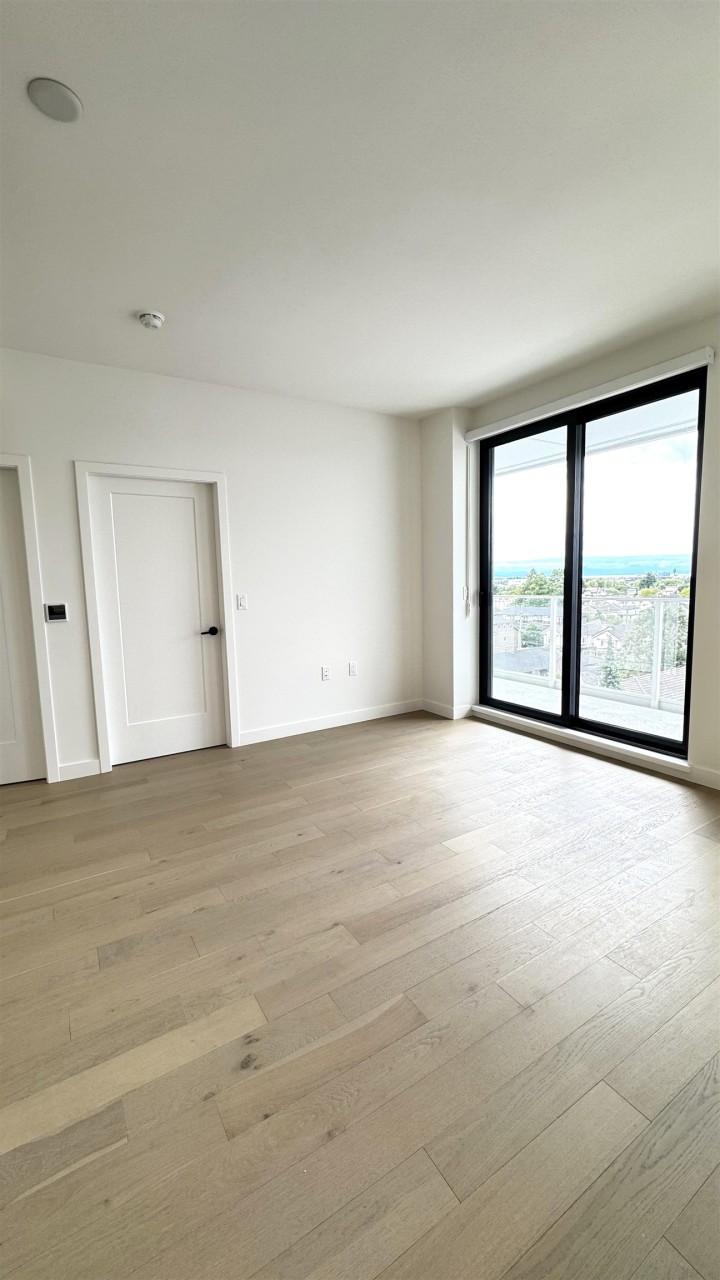 Photo 7 at 604 - 8398 Oak Street, Marpole, Vancouver West