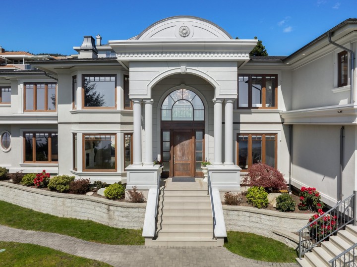 Photo 4 at 1365 Whitby Road, Chartwell, West Vancouver