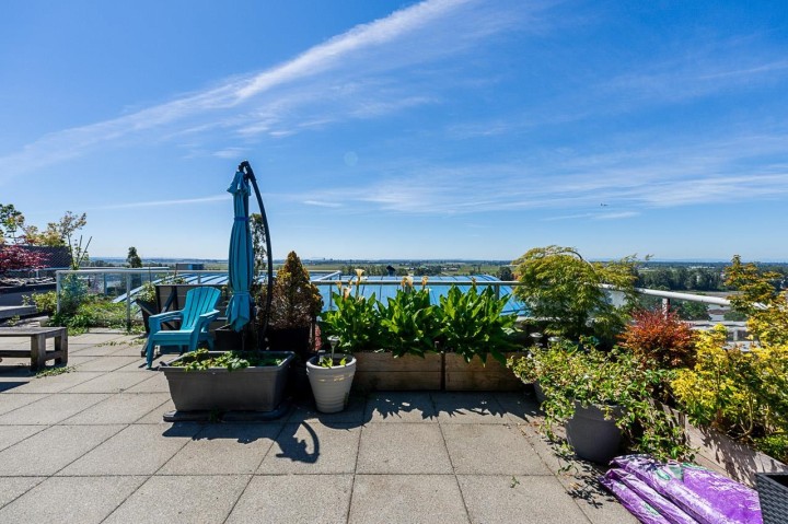 Photo 23 at 1403 - 3061 E Kent Avenue North, South Marine, Vancouver East