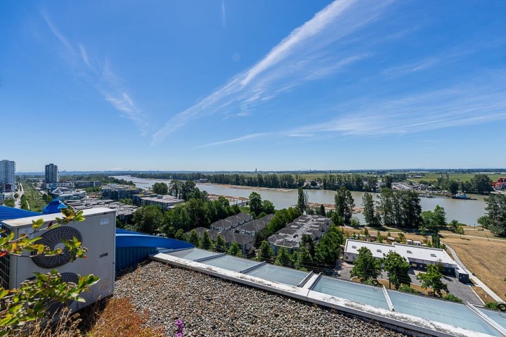 Photo 28 at 1403 - 3061 E Kent Avenue North, South Marine, Vancouver East
