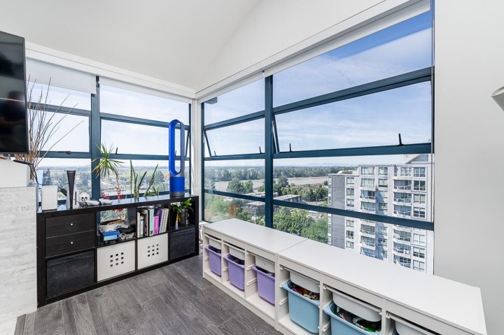 Photo 11 at 1403 - 3061 E Kent Avenue North, South Marine, Vancouver East