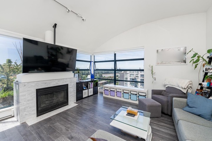 Photo 8 at 1403 - 3061 E Kent Avenue North, South Marine, Vancouver East