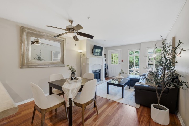 Photo 12 at 3018 W 4th Avenue, Kitsilano, Vancouver West