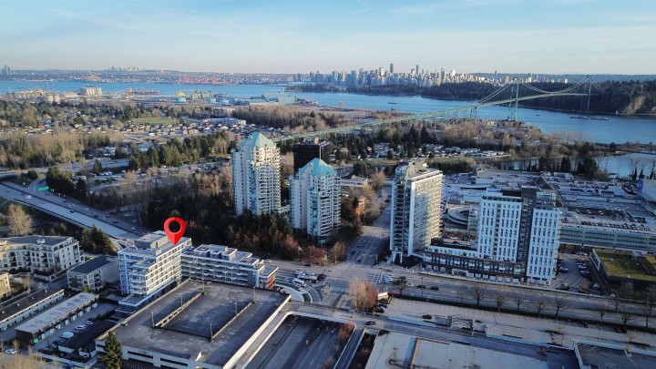 Photo 23 at 503 - 423 6th Street, Park Royal, West Vancouver