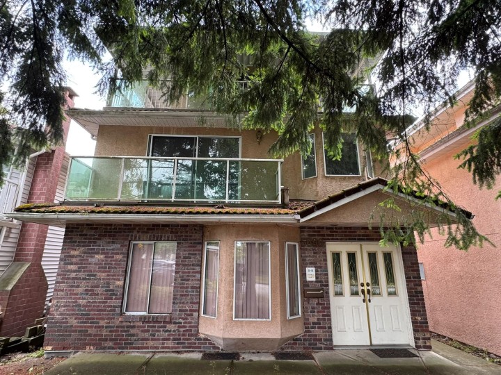 Photo 1 at 5896 Ontario Street, Main, Vancouver East