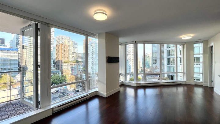 Photo 2 at 1107 - 565 Smithe Street, Downtown VW, Vancouver West