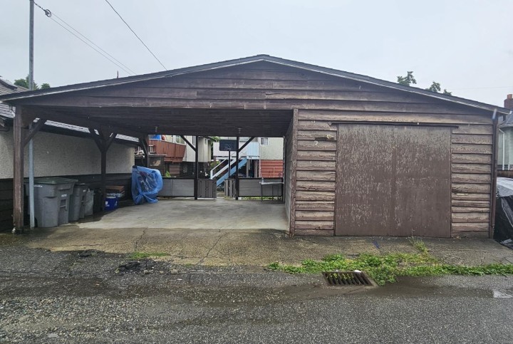 Photo 17 at 5350 Cecil Street, Collingwood VE, Vancouver East