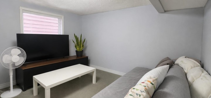 Photo 7 at 5350 Cecil Street, Collingwood VE, Vancouver East