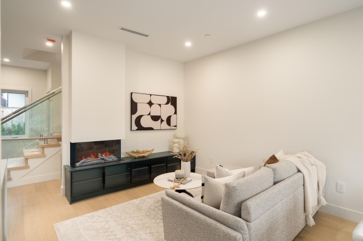 Photo 4 at 1 - 8508 East Boulevard, S.W. Marine, Vancouver West