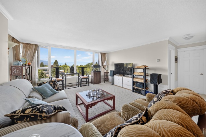Photo 9 at 802 - 5425 Yew Street, Kerrisdale, Vancouver West