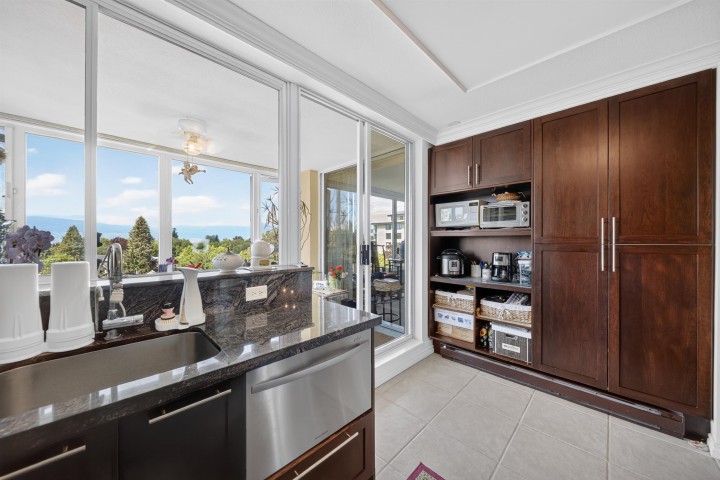 Photo 14 at 802 - 5425 Yew Street, Kerrisdale, Vancouver West