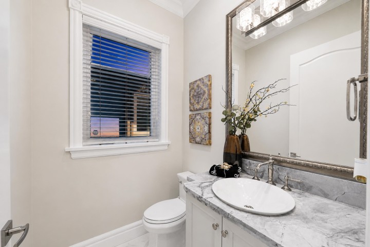 Photo 11 at 4627 W 15th Avenue, Point Grey, Vancouver West
