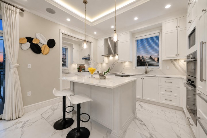 Photo 8 at 4627 W 15th Avenue, Point Grey, Vancouver West