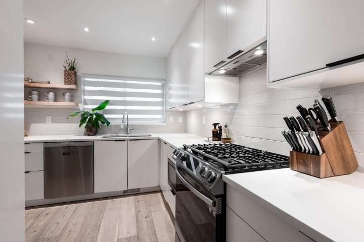Photo 9 at 137 - 3300 Capilano Road, Edgemont, North Vancouver