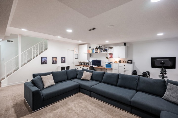 Photo 31 at 137 - 3300 Capilano Road, Edgemont, North Vancouver