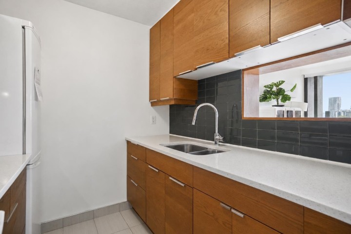 Photo 16 at 1703 - 1330 Harwood Street, West End VW, Vancouver West
