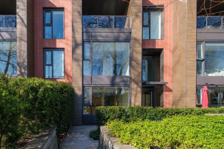 Photo 1 at 1581 W 57th Avenue, South Granville, Vancouver West