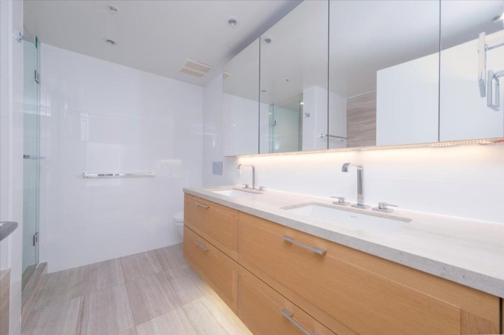 Photo 20 at 1581 W 57th Avenue, South Granville, Vancouver West