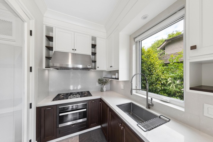 Photo 14 at 3058 W 44th Avenue, Kerrisdale, Vancouver West