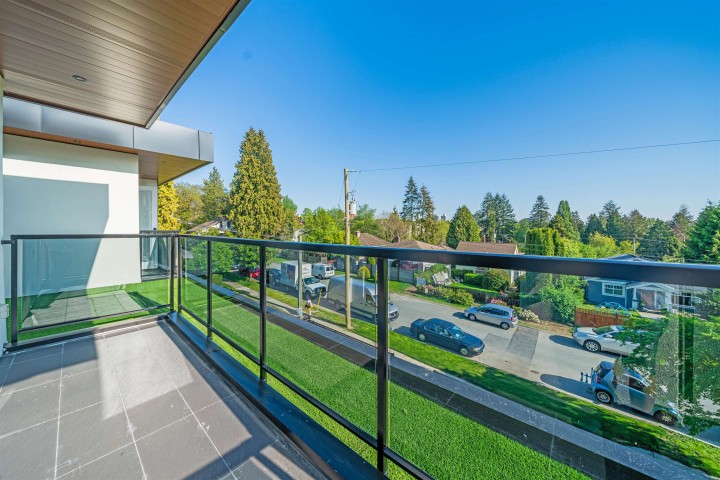 Photo 5 at 214 W 24th Street, Central Lonsdale, North Vancouver