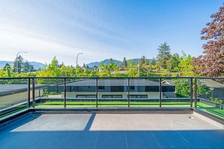 Photo 34 at 214 W 24th Street, Central Lonsdale, North Vancouver