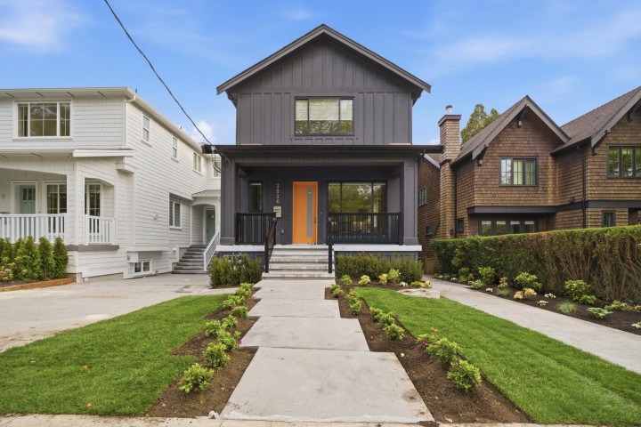 Photo 2 at 3116 W 42nd Avenue, Kerrisdale, Vancouver West