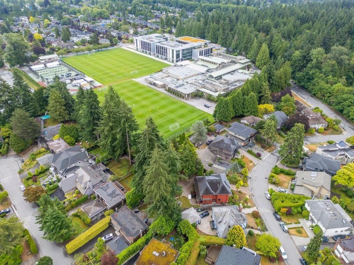 Photo 4 at 4290 Kevin Place, Dunbar, Vancouver West