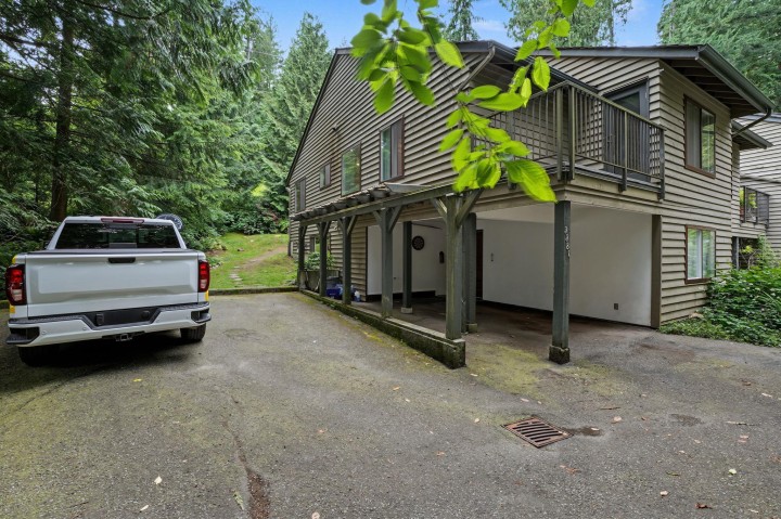 Photo 2 at 3381 William Avenue, North Vancouver