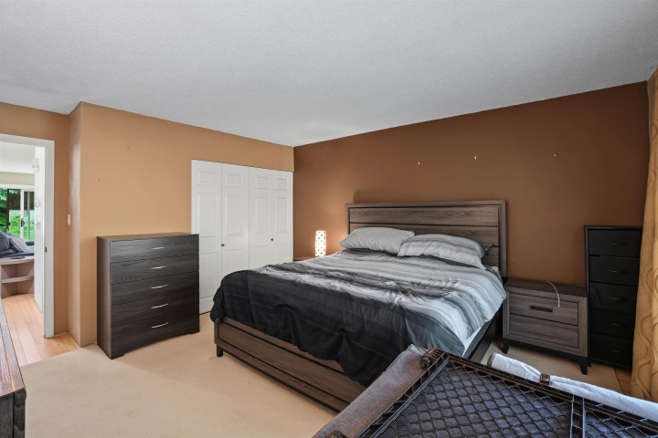 Photo 10 at 3381 William Avenue, North Vancouver